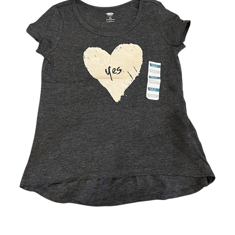 NWT Old Navy Gray Heart Print Kids Shirt BV